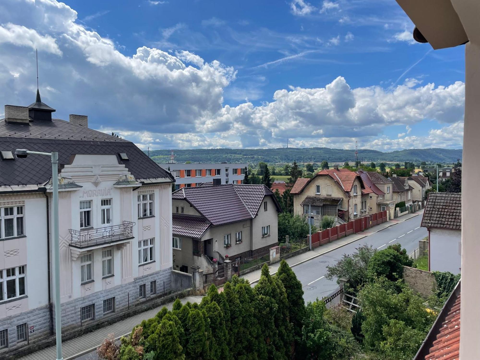 Peripheral Valley View